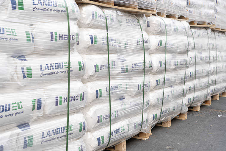 Pallet shipment in logistics warehouse