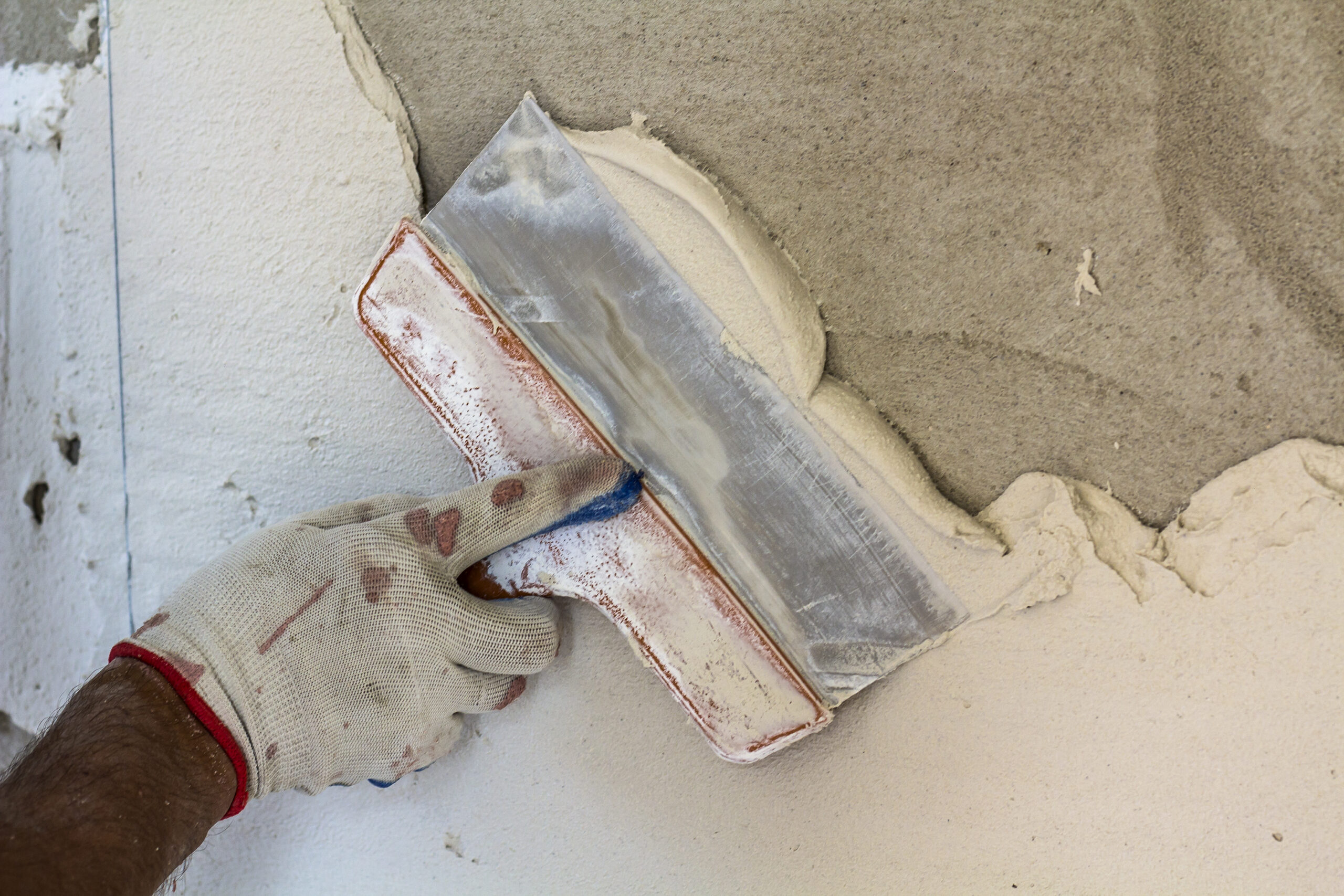 Thick layer specialized renovation heavy leveling mortar application